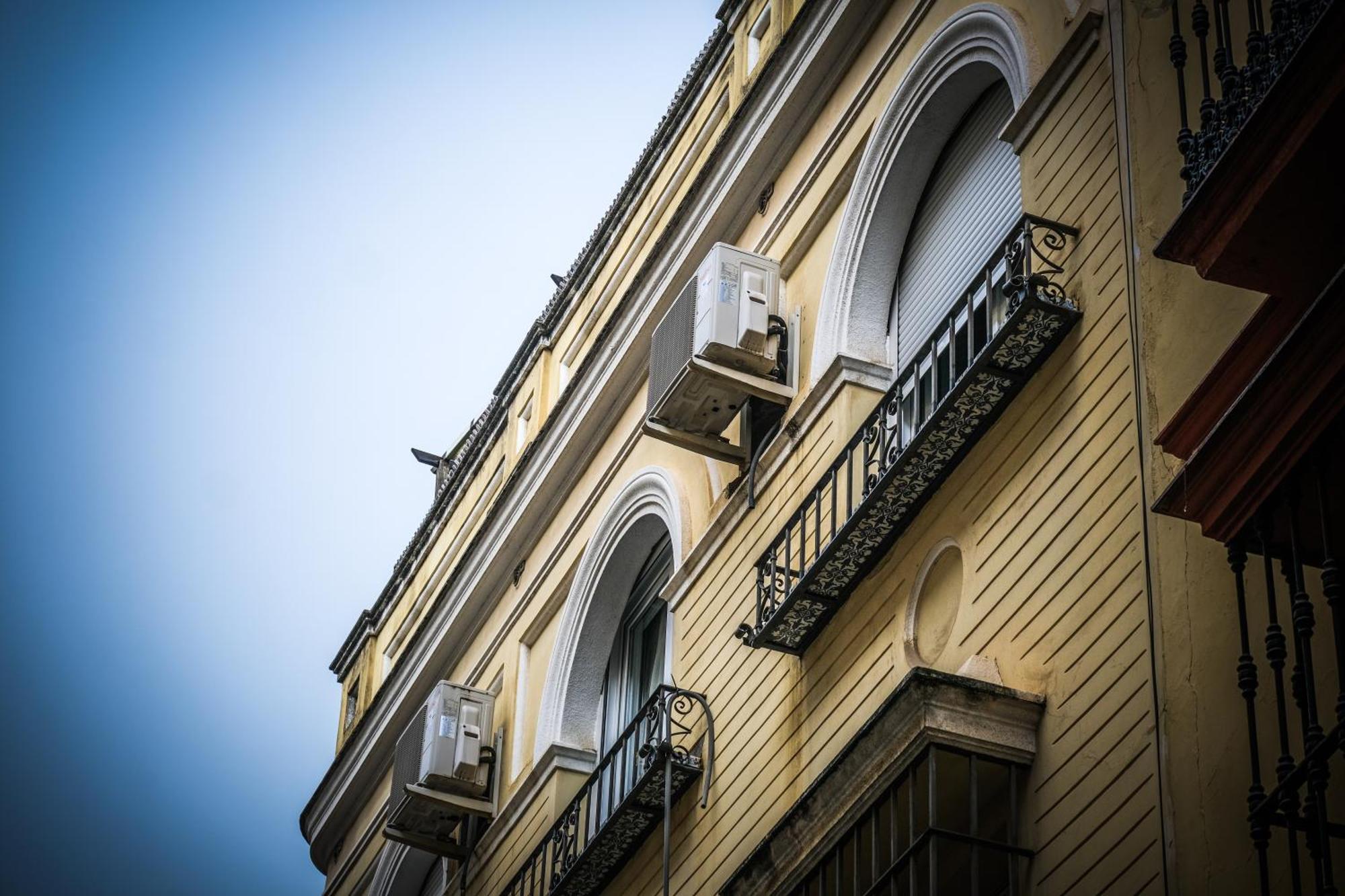 Apartamentos San Roque Севілья Екстер'єр фото