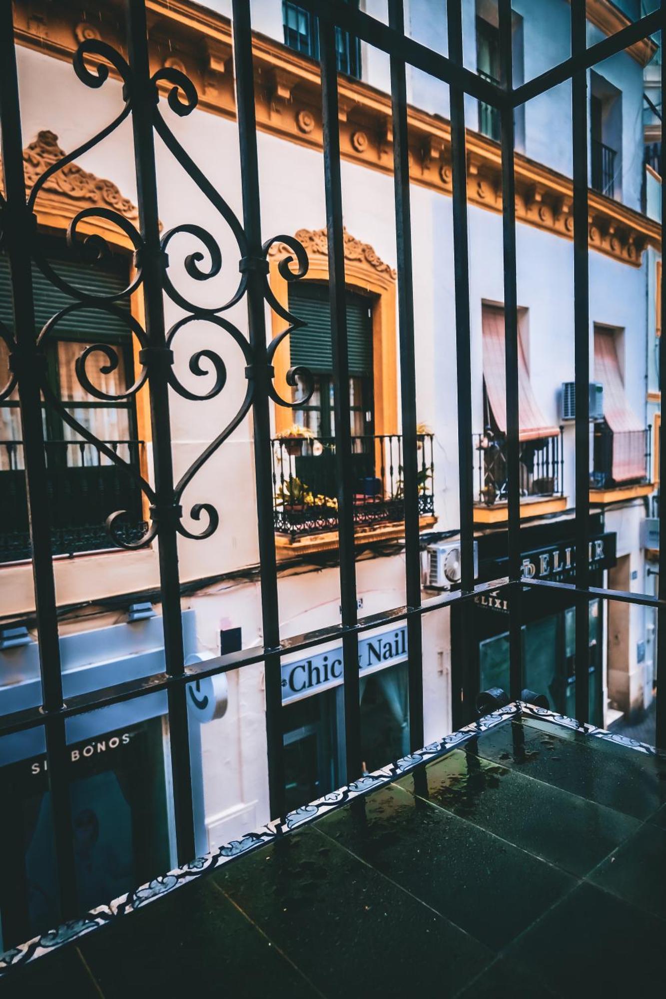 Apartamentos San Roque Севілья Екстер'єр фото
